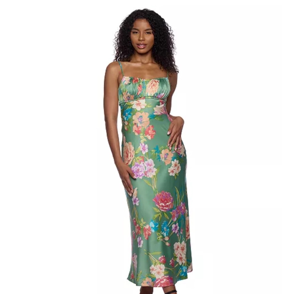 Floral Green Maxi Dress - Picture 2 of 3